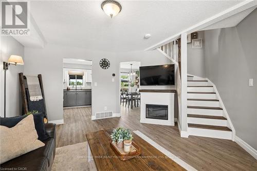 16 White Sands Court, Kitchener, ON 