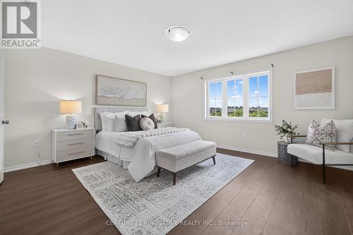 4 Midhurst Heights, Hamilton, ON 