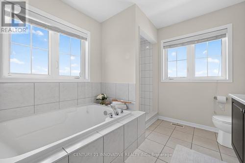 4 Midhurst Heights, Hamilton, ON 