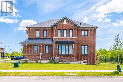 4 Midhurst Heights, Hamilton, ON 