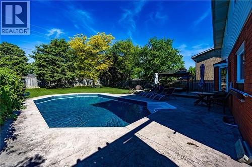 3 Kintyre Court, Caledonia, ON 