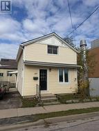 1 - 130 ST PAUL CRESCENT E St. Catharines (Western Hill), ON L2S 1M9