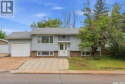 526 McKercher DRIVE  Saskatoon, SK S7H 3W6