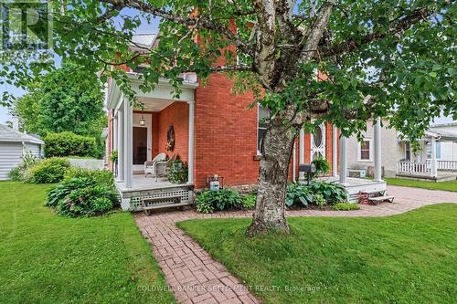 101 Drummond Street E, Perth, ON - Outdoor