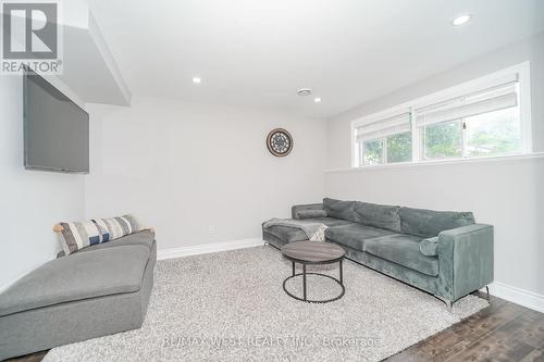 641 Deauville Court, Oshawa, ON 