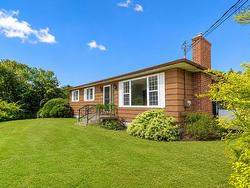 49 Point Aconi Road  Point Aconi, NS B1Y 3B2