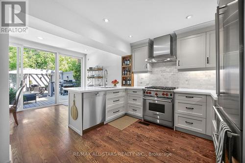 Eat-In Kitchen W/ Floor-To-Ceiling Windows and W/O - 30 Edgewood Crescent, Toronto, ON 