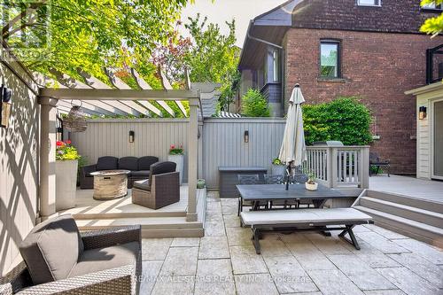 30 Edgewood Crescent, Toronto, ON 