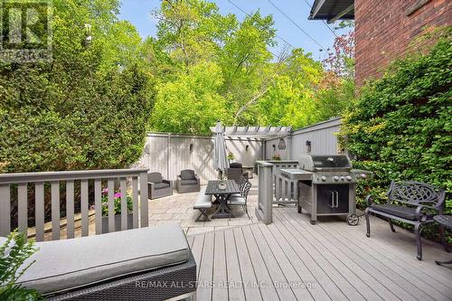 30 Edgewood Crescent, Toronto, ON 