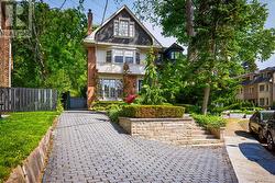 30 EDGEWOOD CRESCENT Toronto, ON M4W 3A9