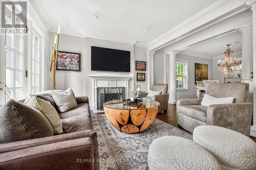 30 Edgewood Crescent, Toronto, ON 