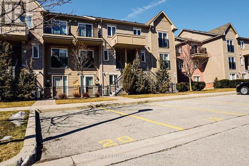 145 - 4975 SOUTHAMPTON DRIVE  Mississauga, ON L5M 8C8