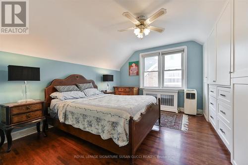 33 Plaxton Drive, Toronto, ON 