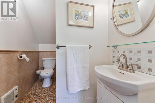 33 Plaxton Drive, Toronto, ON 