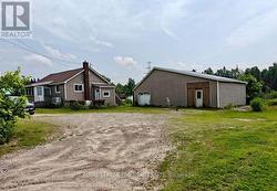 1521 FOUR MILE LAKE ROAD  North Bay, ON P1B 8G2