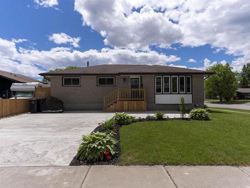 103 Welland Street  Thunder Bay, ON P7A 7T7