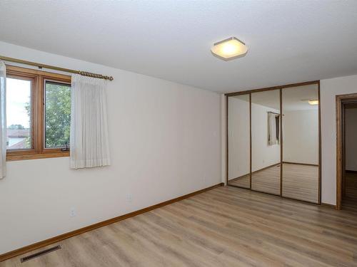 110 Albany Street, Thunder Bay, ON 