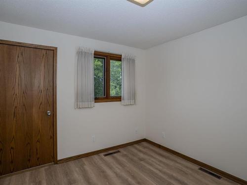 110 Albany Street, Thunder Bay, ON 