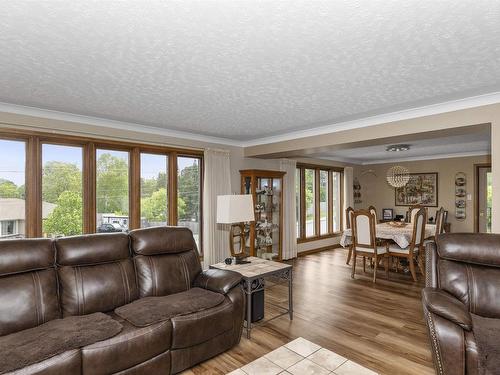 110 Albany Street, Thunder Bay, ON 