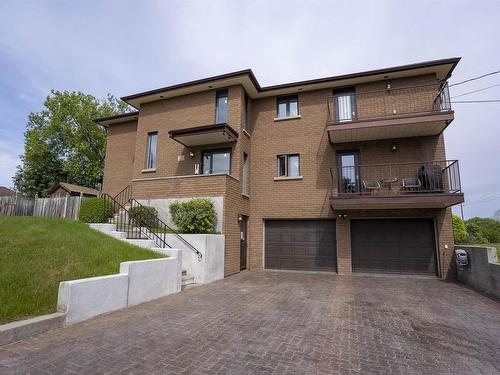 110 Albany Street, Thunder Bay, ON 