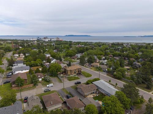 110 Albany Street, Thunder Bay, ON 
