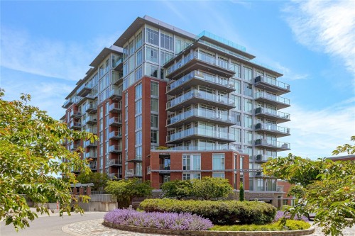#105-100 Saghalie Rd  Victoria, BC V9A 0A1