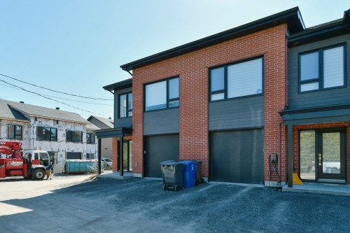 Front of Structure - A-523Z Rg De L'Achigan, L'Assomption, QC - Outdoor