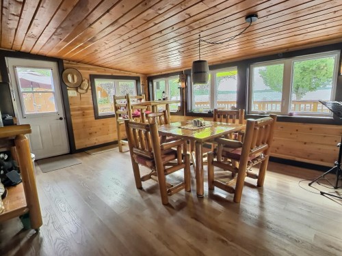 Family Room - 713 Ch. Du Pin-Rouge, Laverlochère-Angliers, QC - Indoor Photo Showing Dining Room