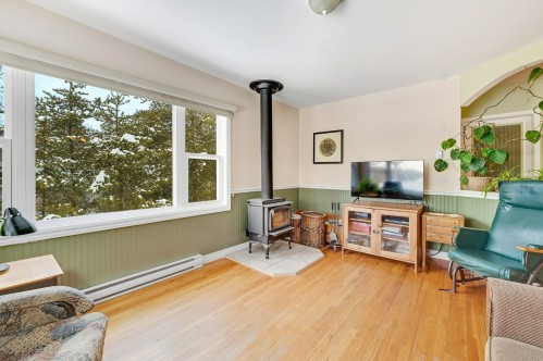 Living Room - 150 Ch. Papp, Rivière-Rouge, QC 