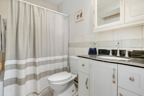 Bathroom - 150 Ch. Papp, Rivière-Rouge, QC 