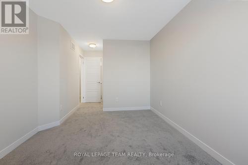 320 Parnian Private, Ottawa, ON 