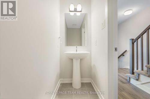 320 Parnian Private, Ottawa, ON 