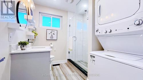 5 Johnson Road, Aurora, ON - Indoor Photo Showing Laundry Room