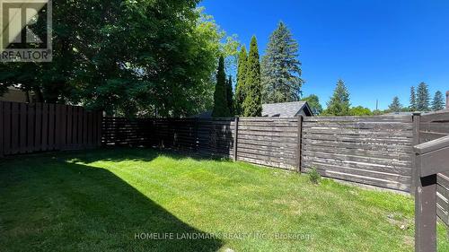 5 Johnson Road, Aurora, ON - Outdoor