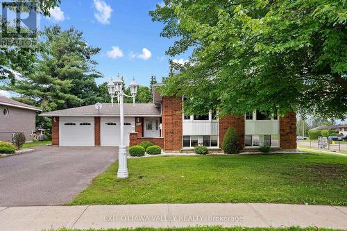 599 HILLSIDE AVENUE  Pembroke, ON K8A 8G4