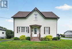 83 ELEVENTH STREET E Cornwall, ON K6H 2Y3