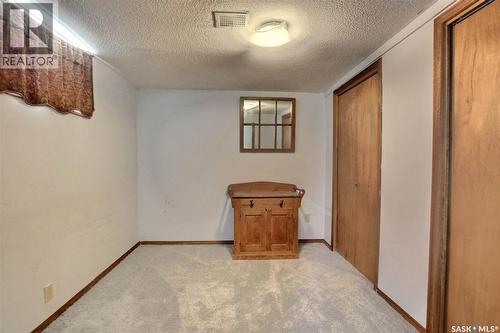 2241 Queen Street, Regina, SK 