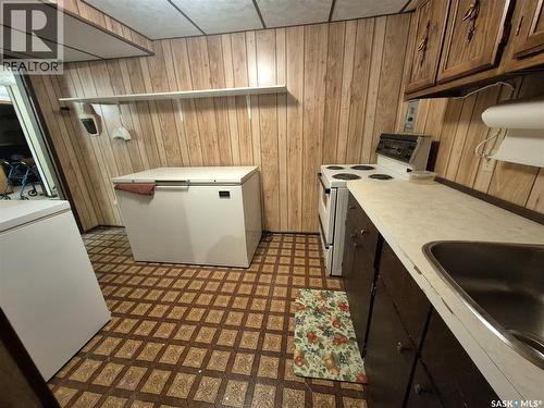 566 Dieppe Drive, Weyburn, SK 