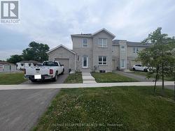 82 ST GEORGE STREET Welland, ON L3C 5N1