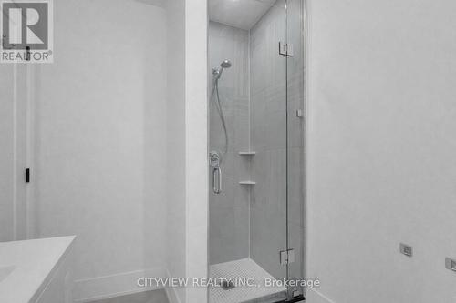 382 Beach Road, Hamilton, ON 