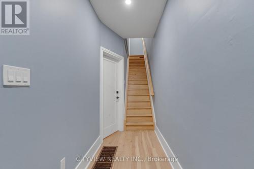 382 Beach Road, Hamilton, ON 