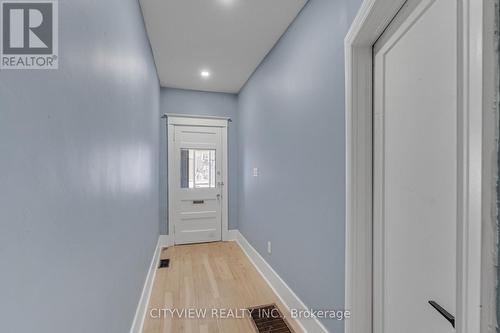 382 Beach Road, Hamilton, ON 