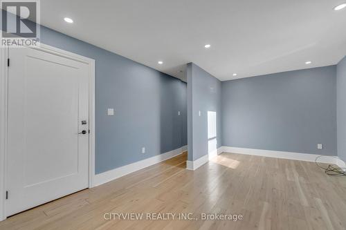 382 Beach Road, Hamilton, ON 