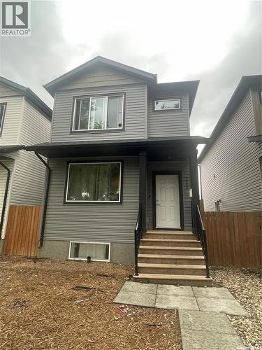 1530 B Avenue N, Saskatoon, SK 