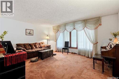 211 Keeley Crescent, Saskatoon, SK 