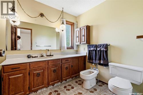 211 Keeley Crescent, Saskatoon, SK 