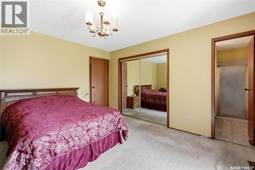 211 Keeley Crescent, Saskatoon, SK 