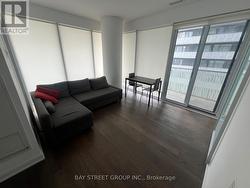 1509 - 42 CHARLES STREET Toronto, ON M4Y 1T4