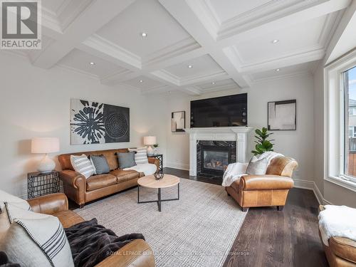 655 Kozel Court, Mississauga, ON 