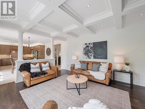 655 Kozel Court, Mississauga, ON 
